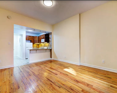 225 east 10 - Photo Thumbnail 2