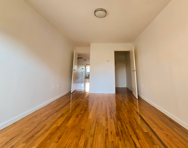 330 Hart Street - Photo Thumbnail 13