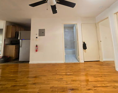330 Hart Street - Photo Thumbnail 9