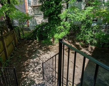 1027 Putnam Avenue - Photo Thumbnail 6