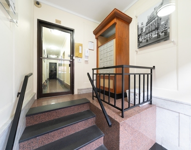 207 West 11th Street, Apt 1C - Photo Thumbnail 9