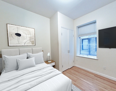 207 West 11th Street, Apt 1C - Photo Thumbnail 4