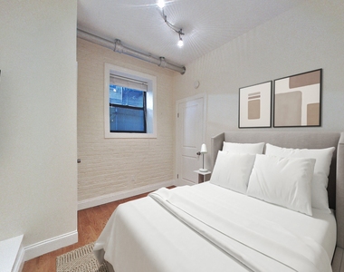 207 West 11th Street, Apt 1C - Photo Thumbnail 5
