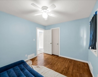 2829 Country Club Road - Photo Thumbnail 14