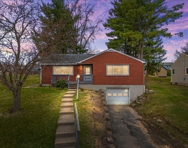 2829 Country Club Road - Photo Thumbnail 1