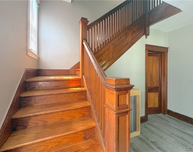 3565 Oneida Street - Photo Thumbnail 33