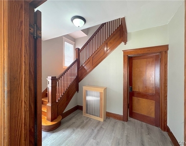 3565 Oneida Street - Photo Thumbnail 11