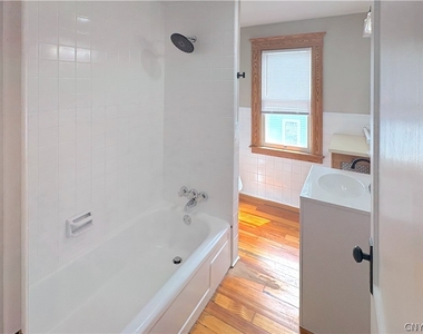 3565 Oneida Street - Photo Thumbnail 38