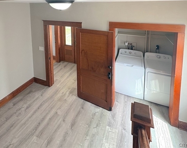 3565 Oneida Street - Photo Thumbnail 34