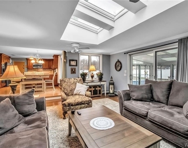97 Tartan Lane - Photo Thumbnail 14