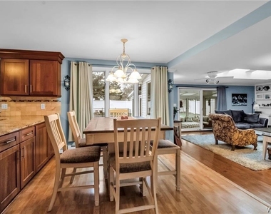 97 Tartan Lane - Photo Thumbnail 10