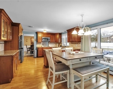 97 Tartan Lane - Photo Thumbnail 11
