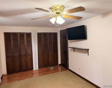 12 Brookedge Road - Photo Thumbnail 17