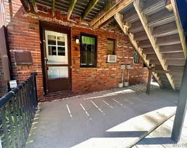 3901 Main Street - Photo Thumbnail 22