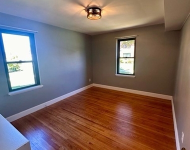 3901 Main Street - Photo Thumbnail 13