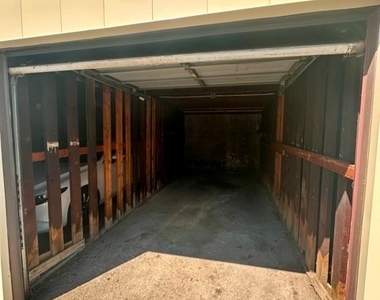 3901 Main Street - Photo Thumbnail 18