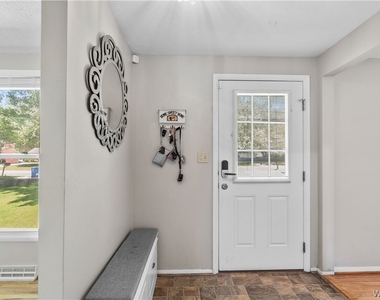 95 Klein Road - Photo Thumbnail 11