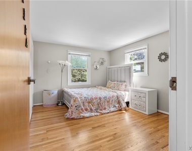 95 Klein Road - Photo Thumbnail 17