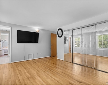 95 Klein Road - Photo Thumbnail 14