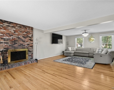 95 Klein Road - Photo Thumbnail 6