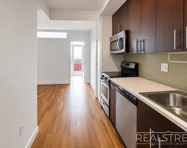 184 Noll Street - Photo Thumbnail 1