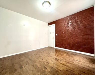 2254 5th Avenue - Photo Thumbnail 1