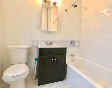 240 West 104th St - Photo Thumbnail 3
