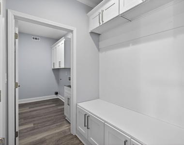 1226 Bloomsbury Lane - Photo Thumbnail 11