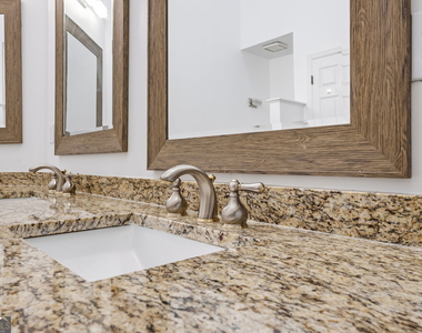 1809 Shelburne Ridge - Photo Thumbnail 36