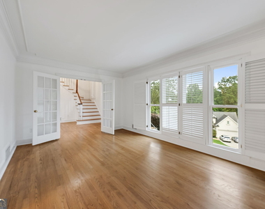 1809 Shelburne Ridge - Photo Thumbnail 4