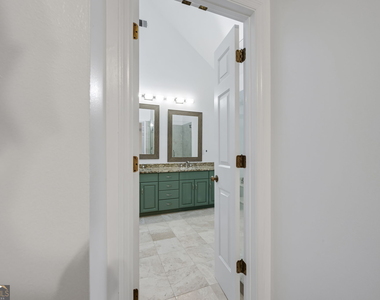1809 Shelburne Ridge - Photo Thumbnail 24