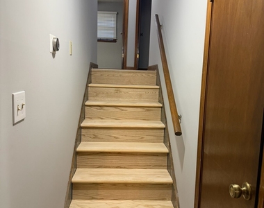 8282 Dawn Drive - Photo Thumbnail 8