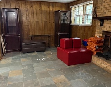 8282 Dawn Drive - Photo Thumbnail 25