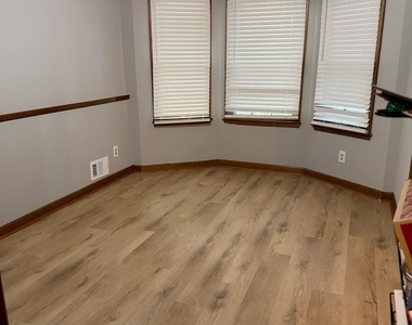 8282 Dawn Drive - Photo Thumbnail 4