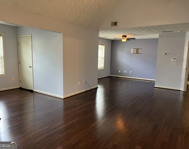2401 Smoke Court - Photo Thumbnail 22