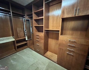 2401 Smoke Court - Photo Thumbnail 40