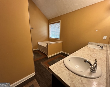 2401 Smoke Court - Photo Thumbnail 30