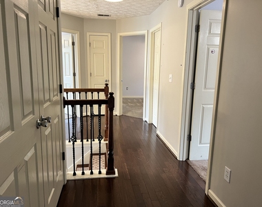 2401 Smoke Court - Photo Thumbnail 12