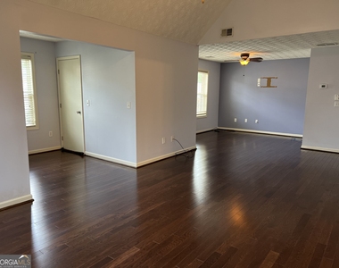 2401 Smoke Court - Photo Thumbnail 24