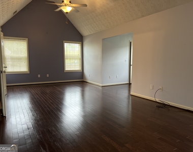 2401 Smoke Court - Photo Thumbnail 18