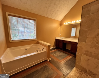 2401 Smoke Court - Photo Thumbnail 35