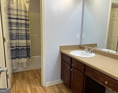 2401 Smoke Court - Photo Thumbnail 43