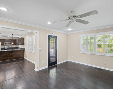 2680 Nicholas Court Ne - Photo Thumbnail 12