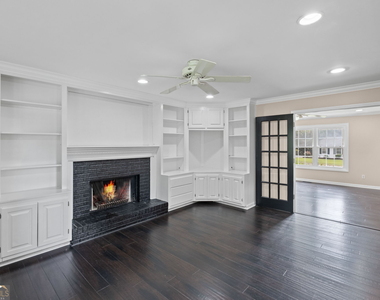 2680 Nicholas Court Ne - Photo Thumbnail 11