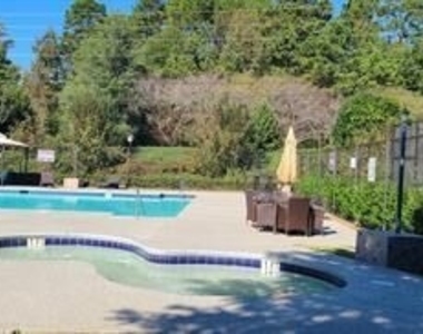 30 Princeton Court - Photo Thumbnail 14