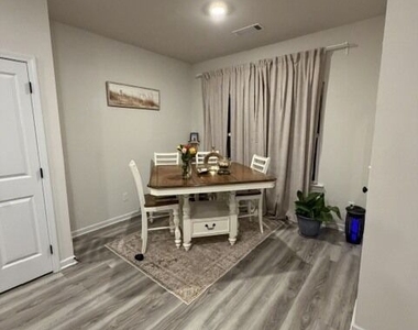 152 Bluegill Drive - Photo Thumbnail 4