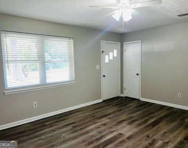 1331 Old Chipley Road - Photo Thumbnail 7