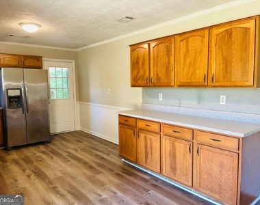 1331 Old Chipley Road - Photo Thumbnail 9