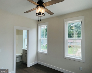 107 Gardenia Lane - Photo Thumbnail 13