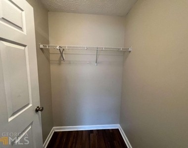 13101 Fairington Ridge Circle - Photo Thumbnail 21